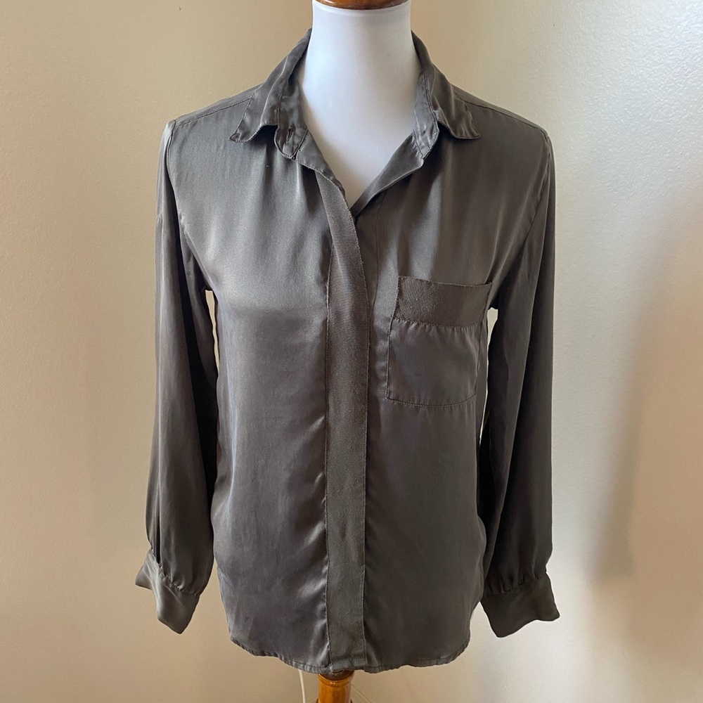 Elegant Women's Blouse in Gray